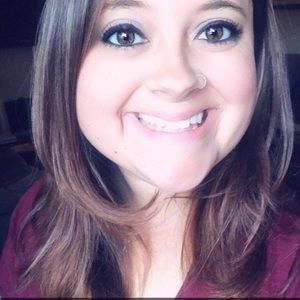 Meet your Posher, Whitney